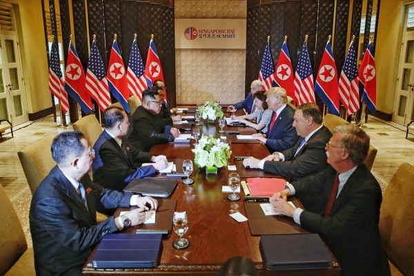 지난 6월12일 싱가포르에서 열린 북미정상회담  장면.(사진=newsis)